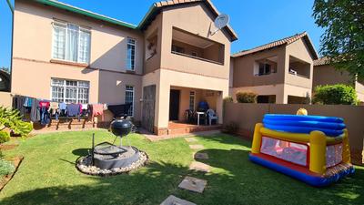Townhouse For Sale in Brentwood Park, Benoni