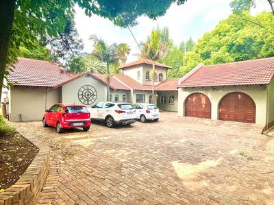House For Sale in Bedfordview, Bedfordview