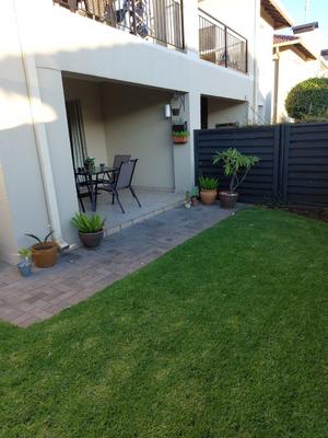 Townhouse For Sale in Rynfield, Benoni