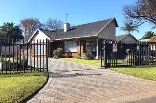 House For Sale in Van Riebeeck Park, Kempton Park