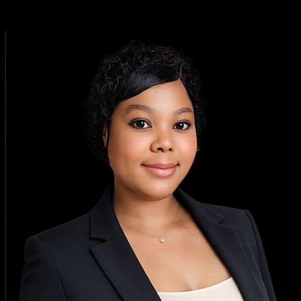 Nelly Xaba, estate agent