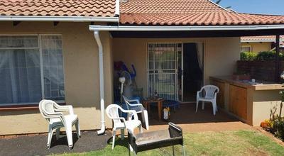 Simplex For Rent in Pomona, Kempton Park