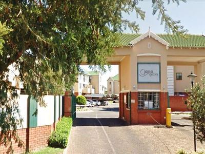 Townhouse For Sale in Terenure, Kempton Park