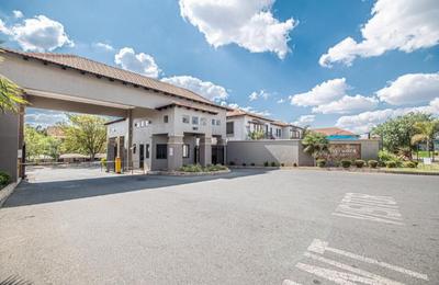 Commercial Property For Sale in Noordwyk, Midrand