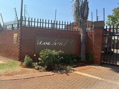 Townhouse For Sale in Witfield, Boksburg