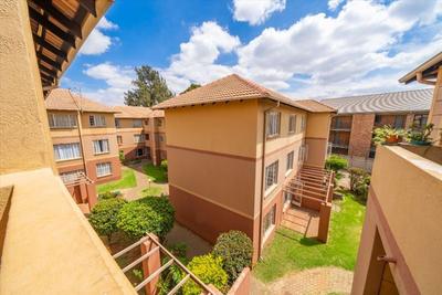 Apartment / Flat For Sale in Goedeburg, Benoni