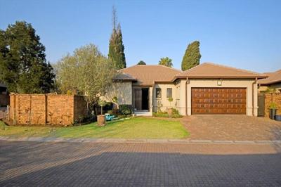Cluster House For Sale in Farrarmere, Benoni