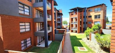 Townhouse For Sale in Eveleigh, Boksburg