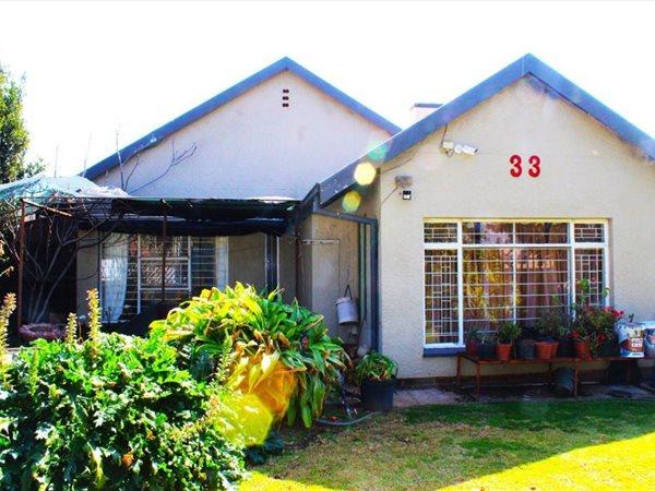 House For Sale in Edleen, Kempton Park