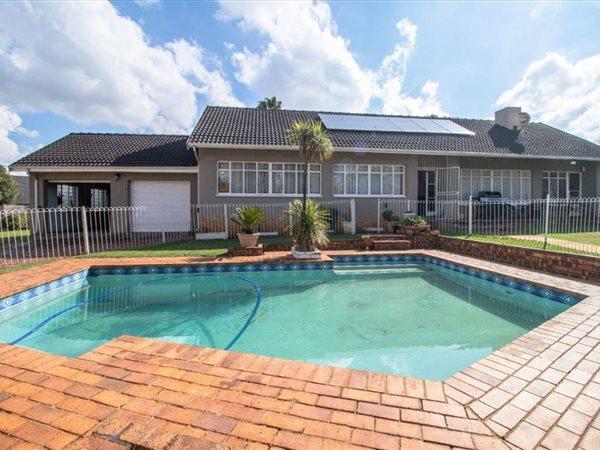 House For Sale in Edleen, Kempton Park