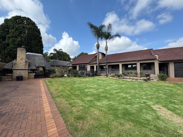 House For Sale in Glen Marais, Kempton Park