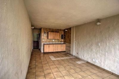 Apartment / Flat For Sale in Kempton Park, Kempton Park