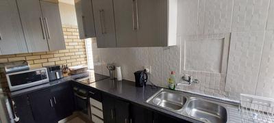 Apartment / Flat For Sale in Kempton Park, Kempton Park
