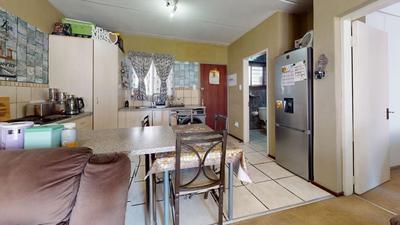 Apartment / Flat For Sale in Kleinfontein, Benoni