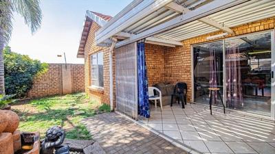 Cluster House For Sale in Bonaero Park, Kempton Park