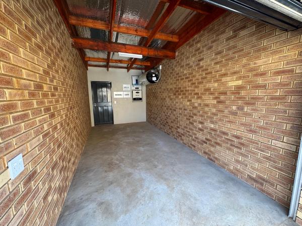 Townhouse For Sale in Glen Marais, Kempton Park