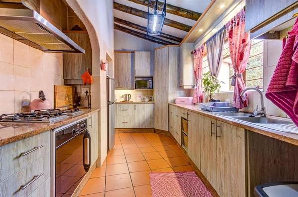 House For Sale in Birch Acres, Kempton Park