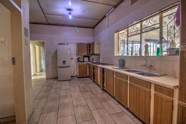 House For Sale in Kempton Park, Kempton Park