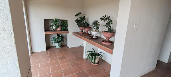 Apartment / Flat For Sale in Roodepoort, Roodepoort