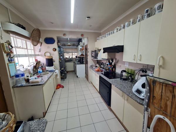 House For Sale in Esther Park, Kempton Park